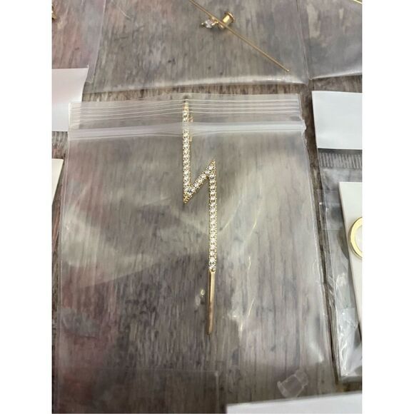 Earring Jewelry Ear Crawler Wrap Hook Gift Set Lot #12 - Picture 5 of 5